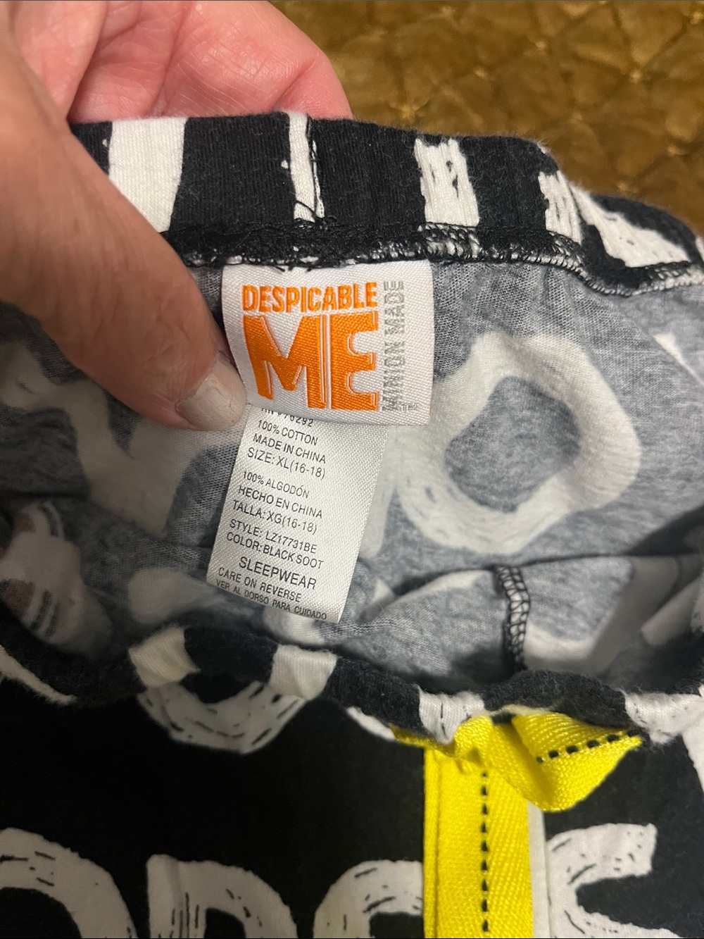 Universal Despicable Me Black & Yellow Minions Lounge Pants - Picture 2 of 3